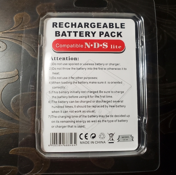 NWT DS AC Power Adapter + NDS Battery Pack - Picture 2 of 2